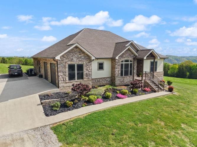 Listing Image 160
