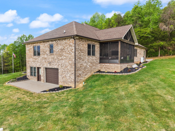 Listing Image 166