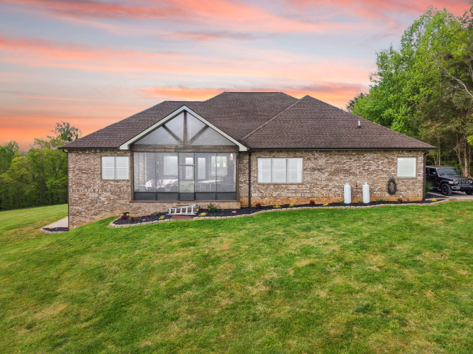 Listing Image 168