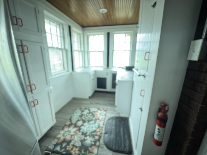 Listing Image 80