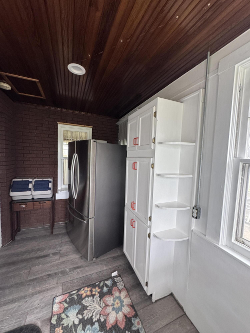 Listing Image 81