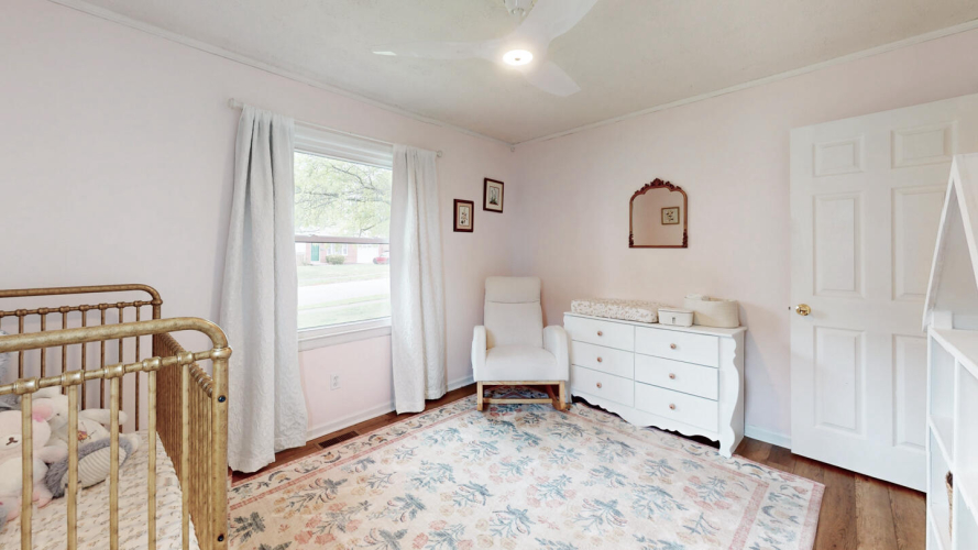 Listing Image 23