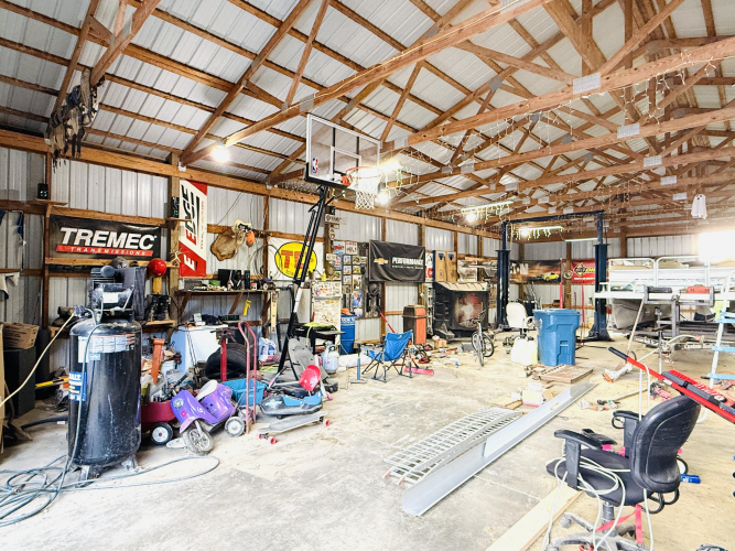 Listing Image 42