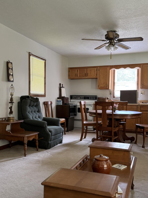 Listing Image 16