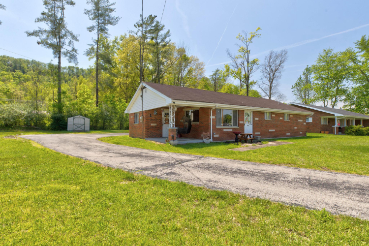 Listing Image 20