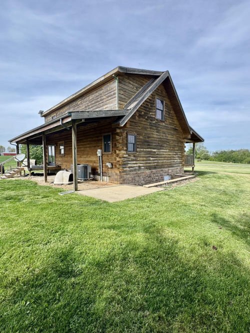 Listing Image 12