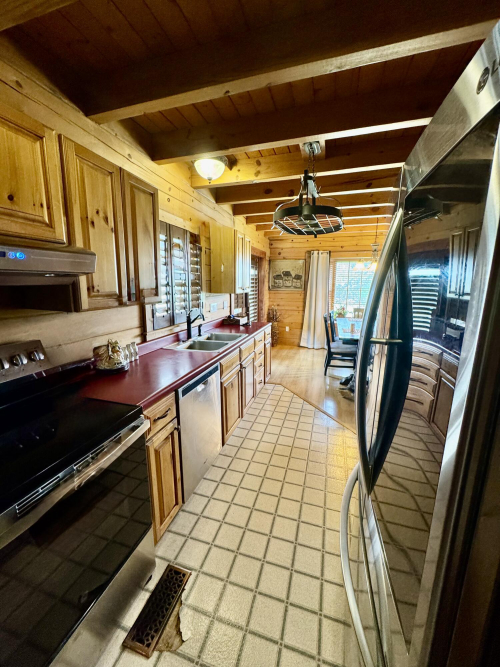 Listing Image 20