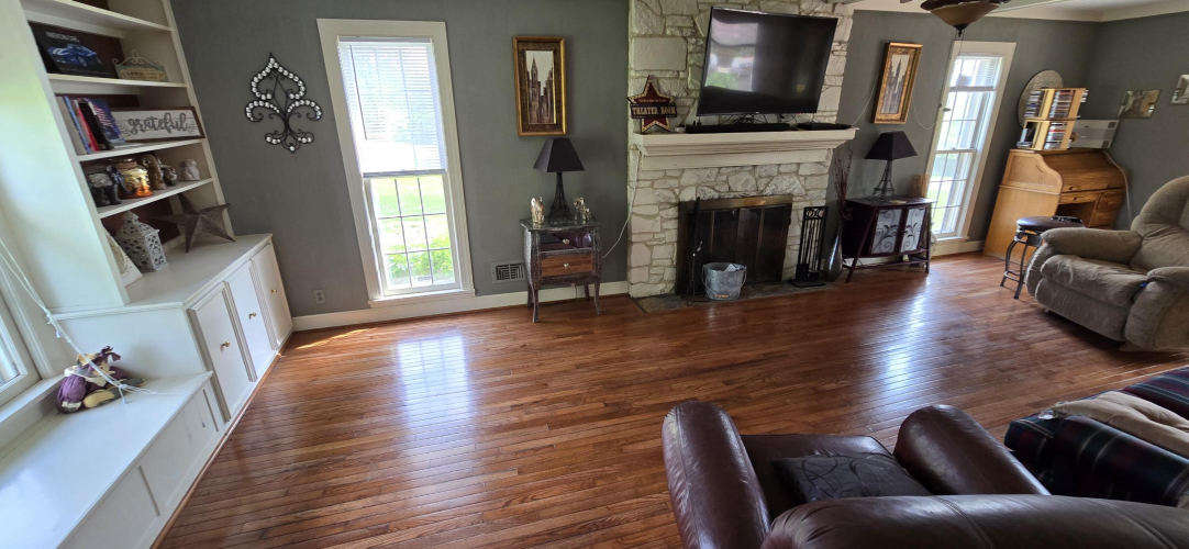 Listing Image 12
