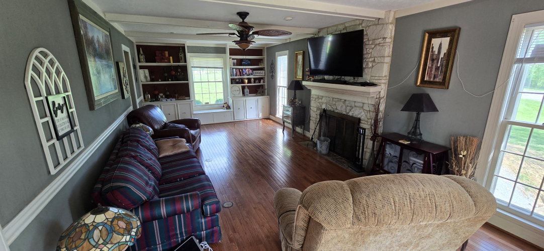 Listing Image 23