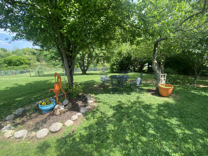 Listing Image 40