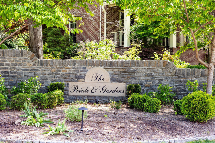 Listing Image 102