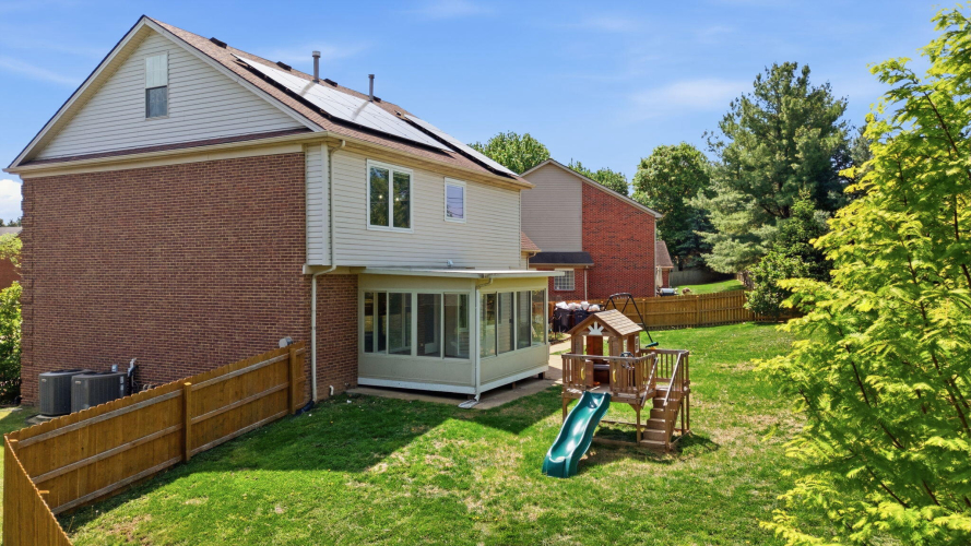 Listing Image 80