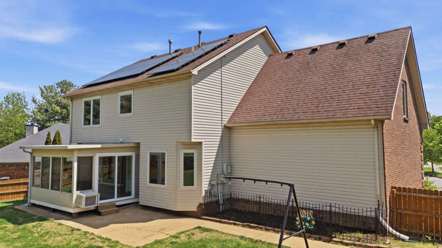 Listing Image 82