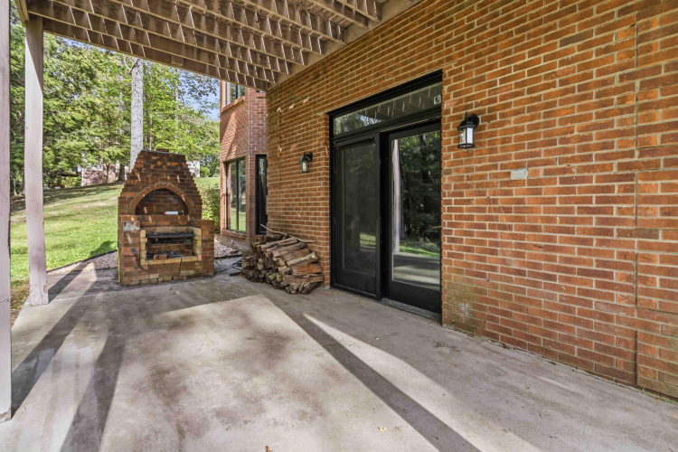 Listing Image 50