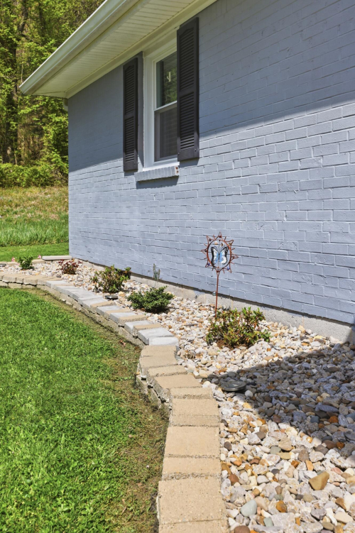 Listing Image 24