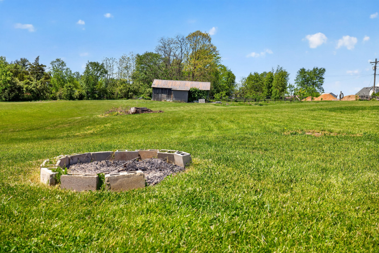 Listing Image 33