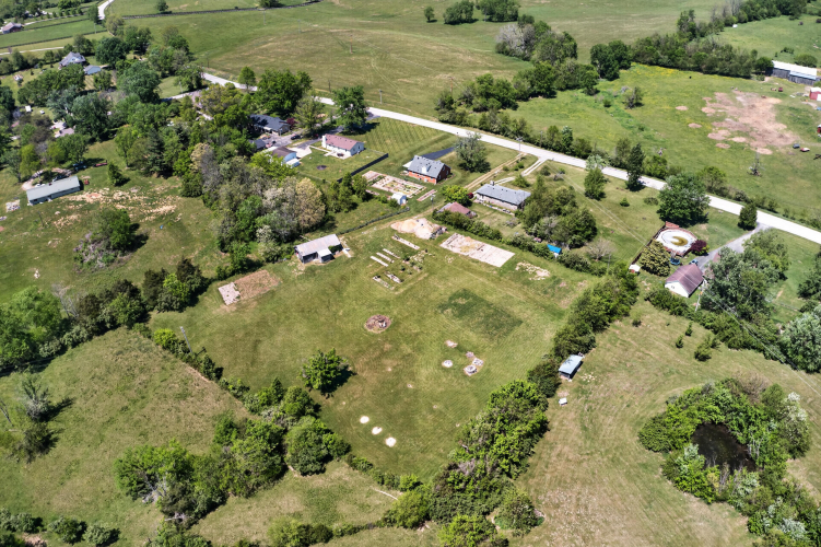 Listing Image 42