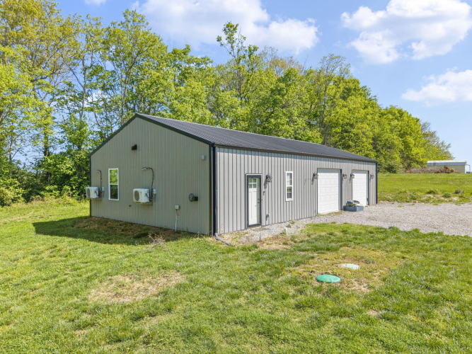 Listing Image 44