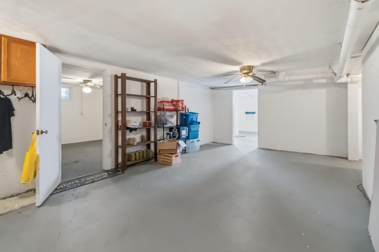 Listing Image 35