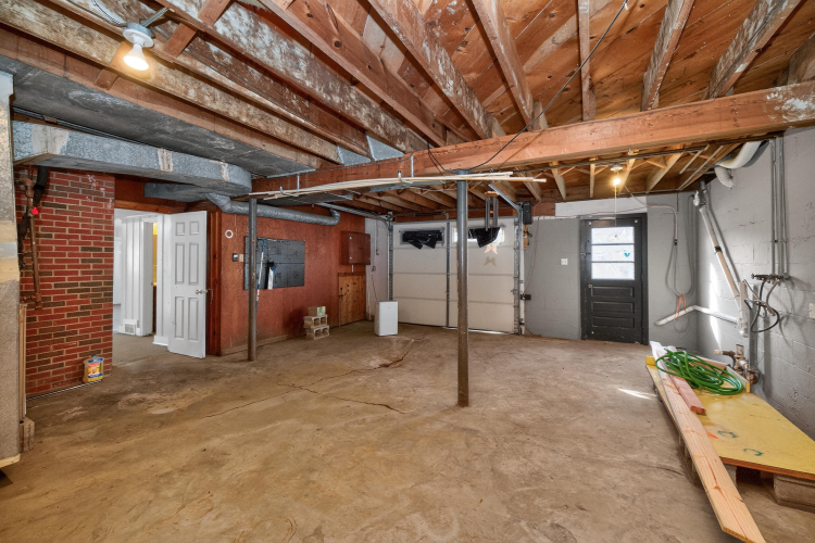 Listing Image 25