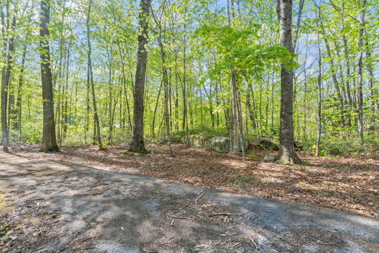 Listing Image 43