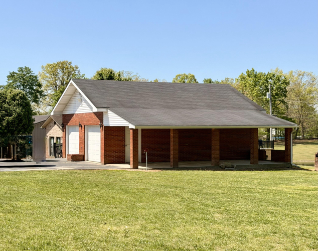 Listing Image 11