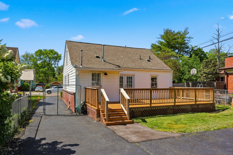 Listing Image 29