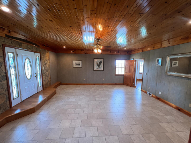 Listing Image 47