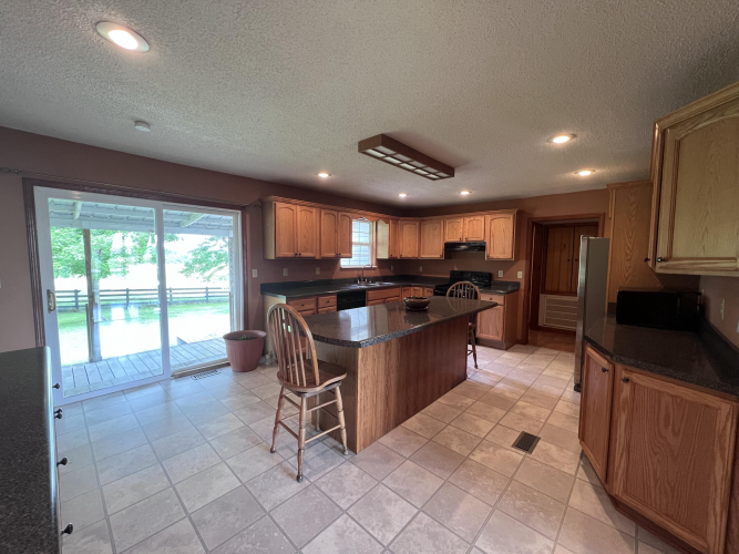 Listing Image 49