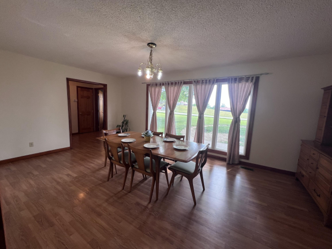 Listing Image 55