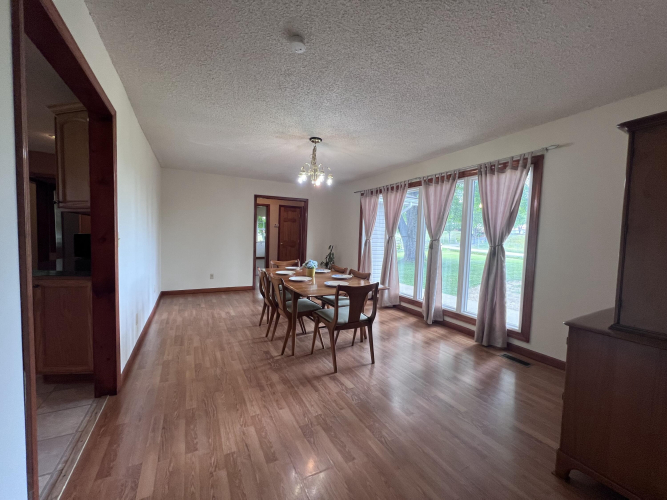 Listing Image 56