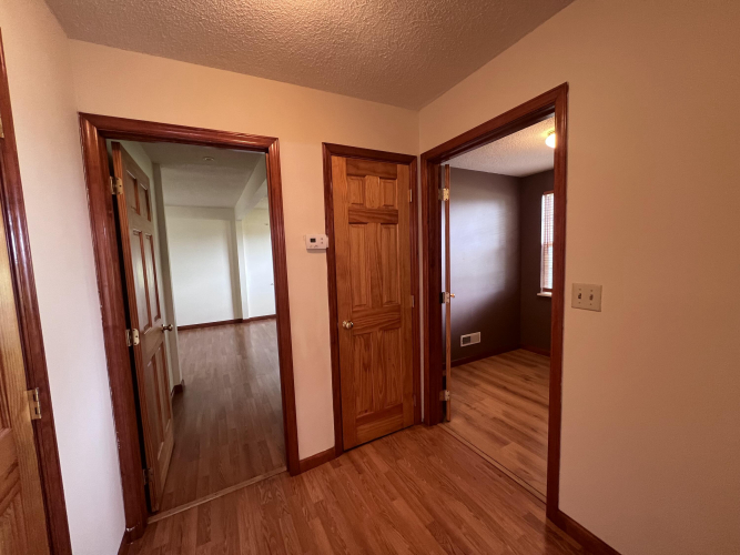 Listing Image 75