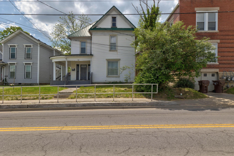 Listing Image 3