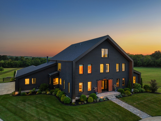 Listing Image 107