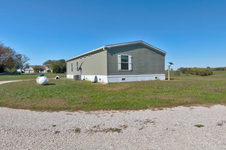 Listing Image 83
