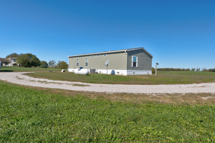 Listing Image 84