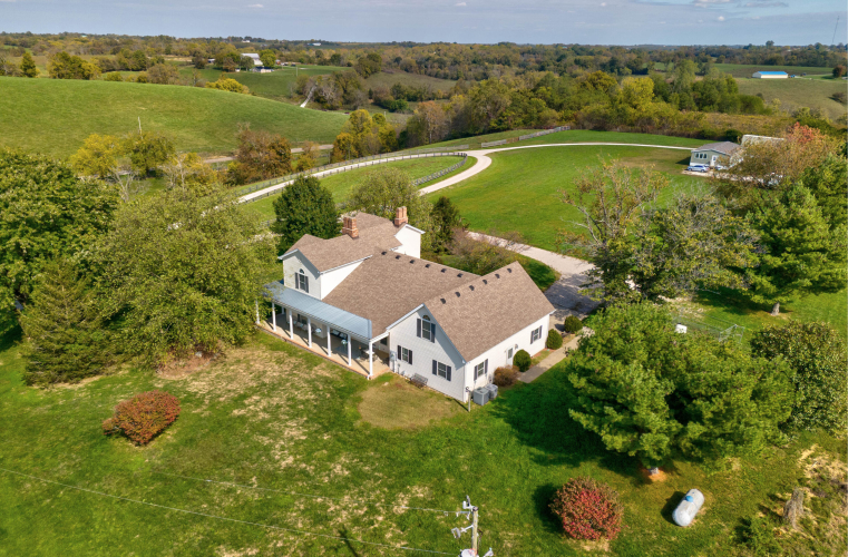 Listing Image 10