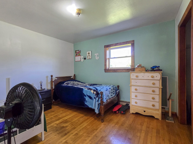 Listing Image 24