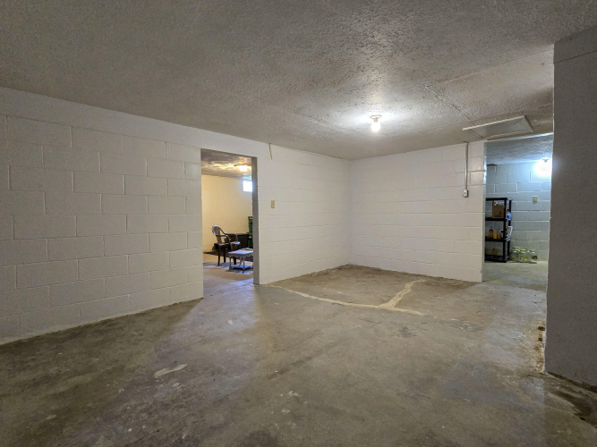 Listing Image 47