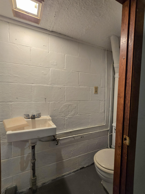 Listing Image 48