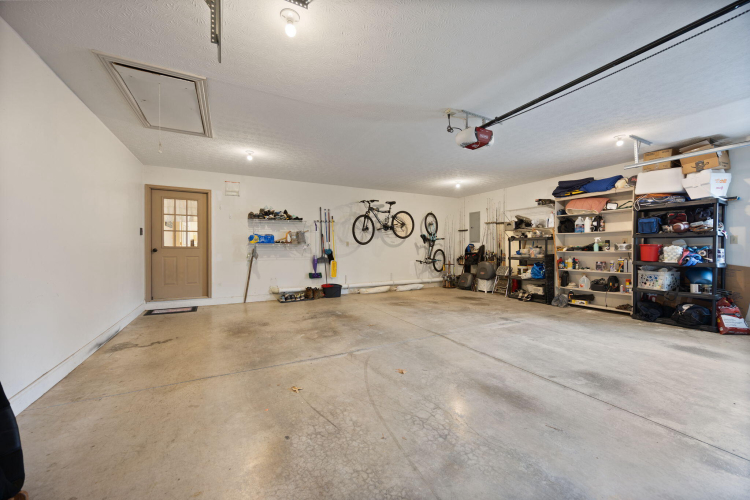 Listing Image 41