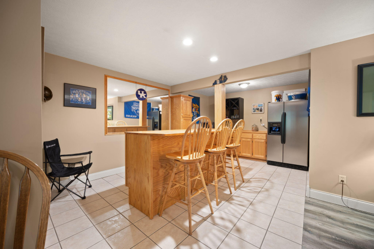 Listing Image 56