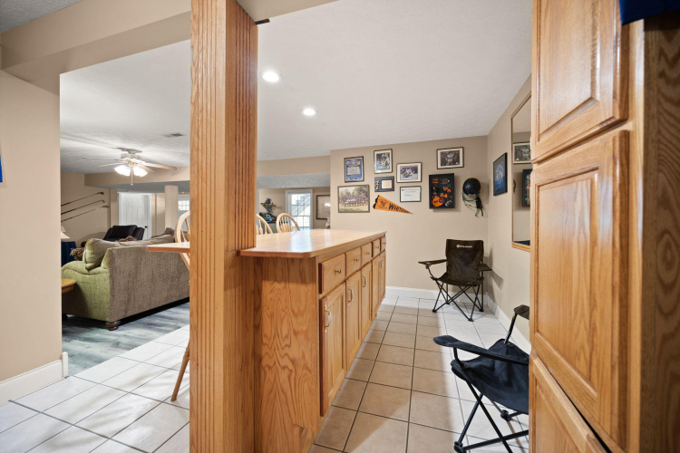 Listing Image 57