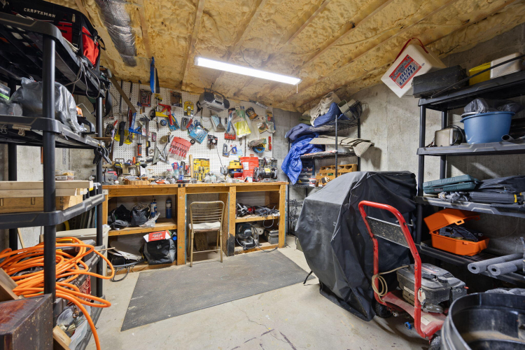 Listing Image 71