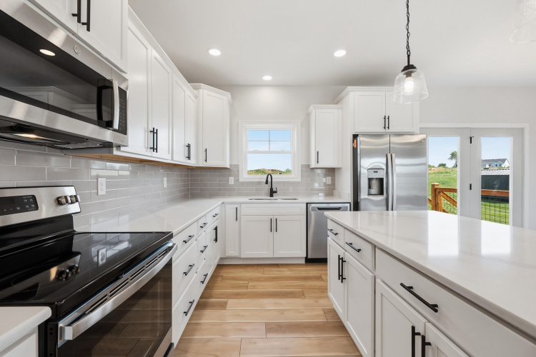 Listing Image 10