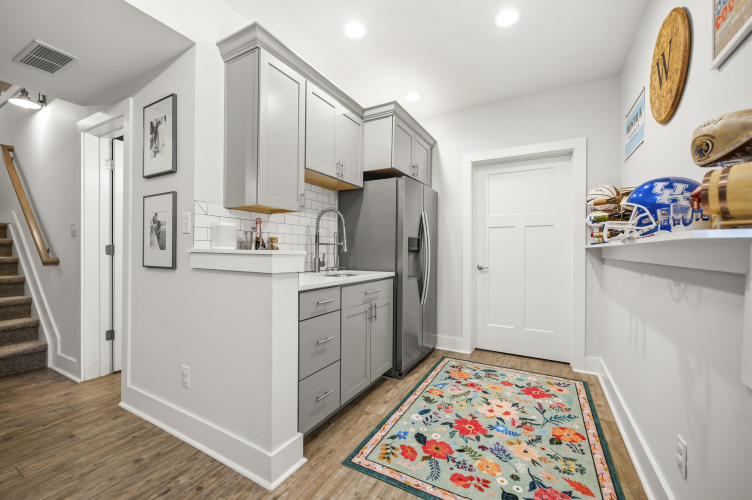 Listing Image 55