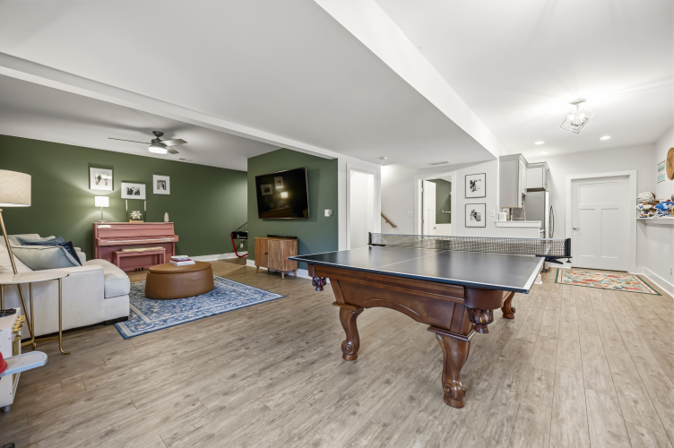 Listing Image 56