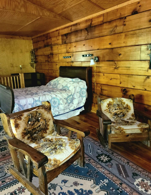 Listing Image 19