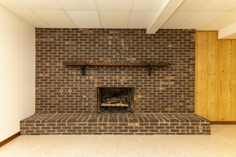 Listing Image 44