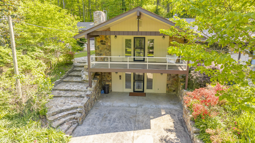 Listing Image 64